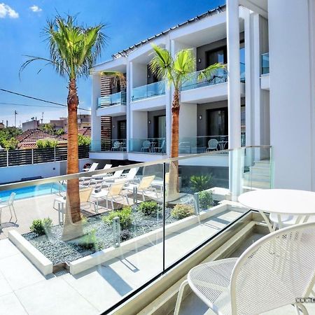 Senso Suites Néa Péramos المظهر الخارجي الصورة