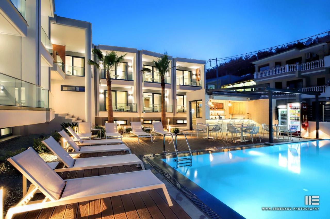 Senso Suites Néa Péramos المظهر الخارجي الصورة