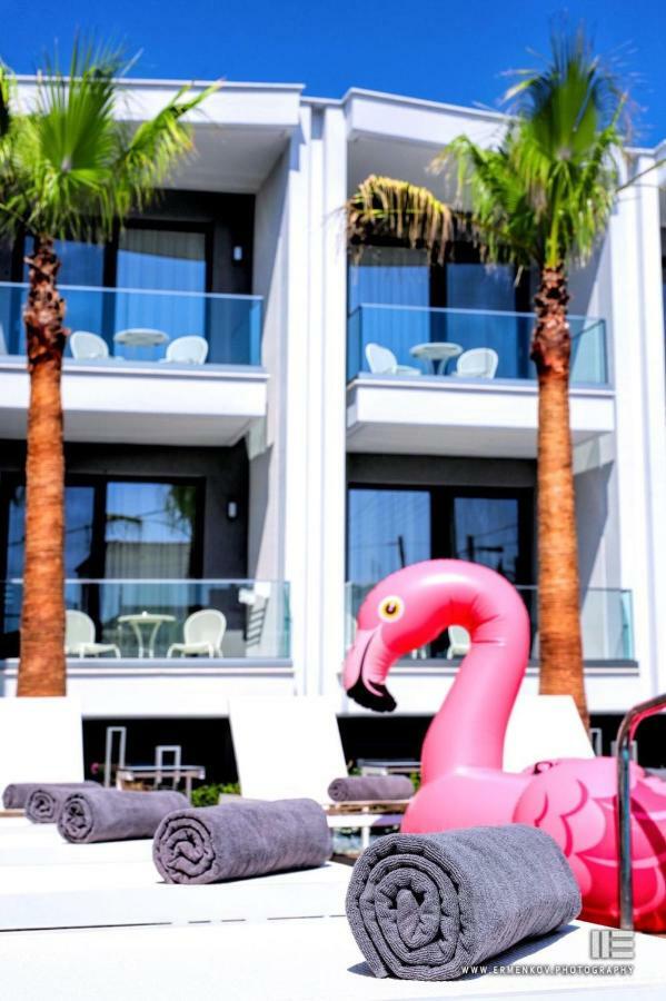 Senso Suites Néa Péramos المظهر الخارجي الصورة