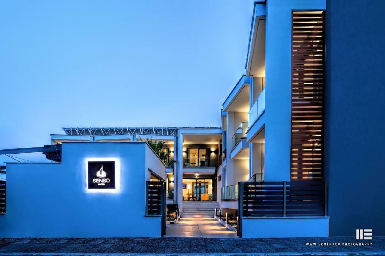 Senso Suites Néa Péramos المظهر الخارجي الصورة